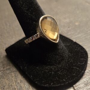 Teardrop Citrine Ring. Elegant Gold-Toned